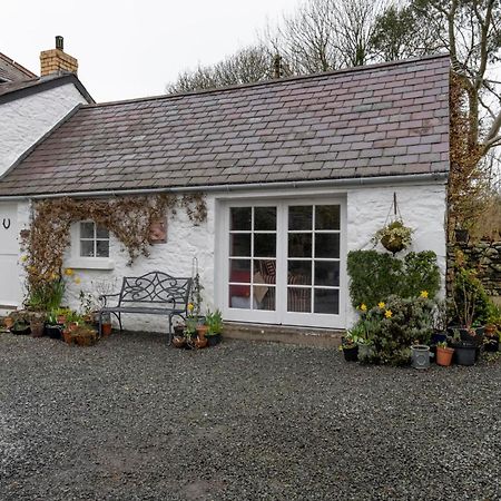 Secluded Holiday Home In Ceredigion With Garden Pennant  Dış mekan fotoğraf