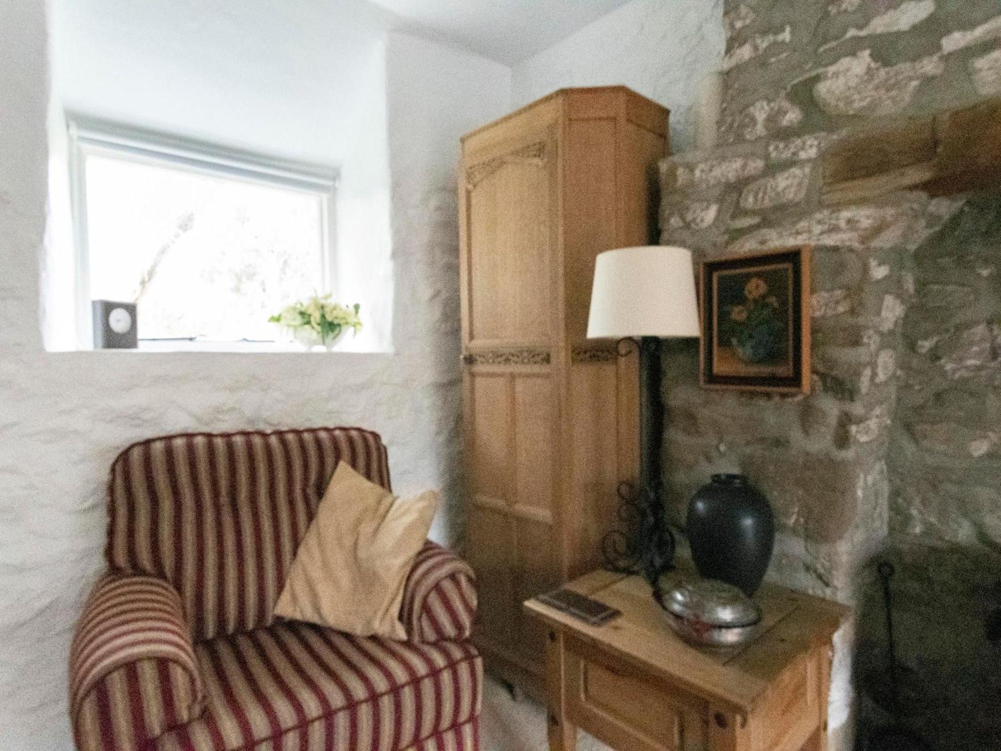 Secluded Holiday Home In Ceredigion With Garden Pennant  Dış mekan fotoğraf