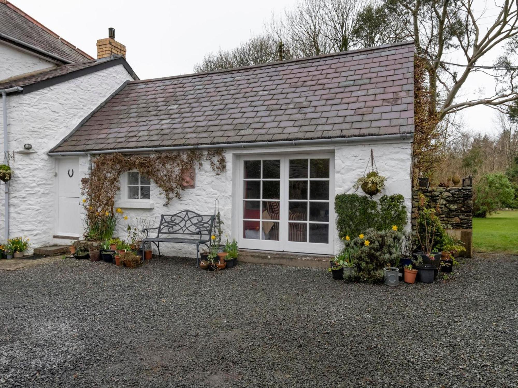 Secluded Holiday Home In Ceredigion With Garden Pennant  Dış mekan fotoğraf